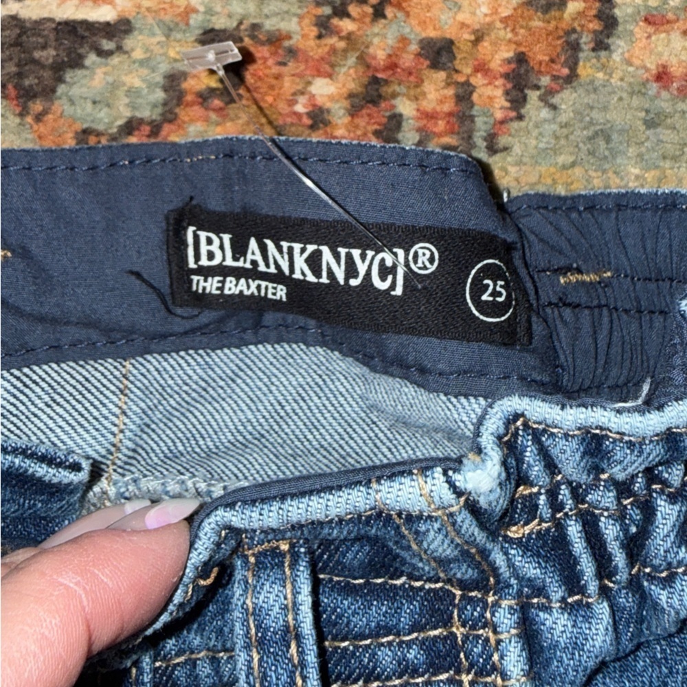 Blank NYC The Baxter Jean - Picture 4 of 5